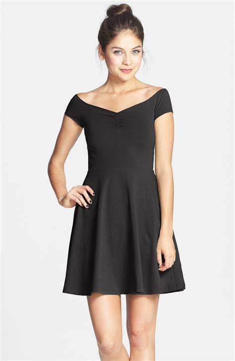 casual black dresses for juniors